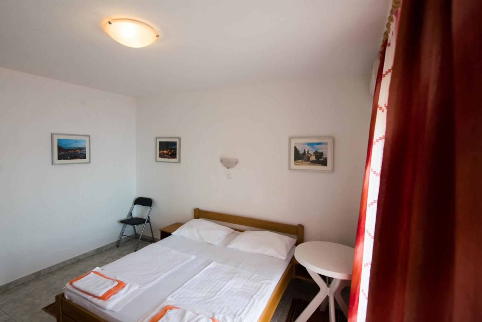 Bed And Breakfast Pero 3 Min Walk To The Beach Локва Рогозница Екстериор снимка