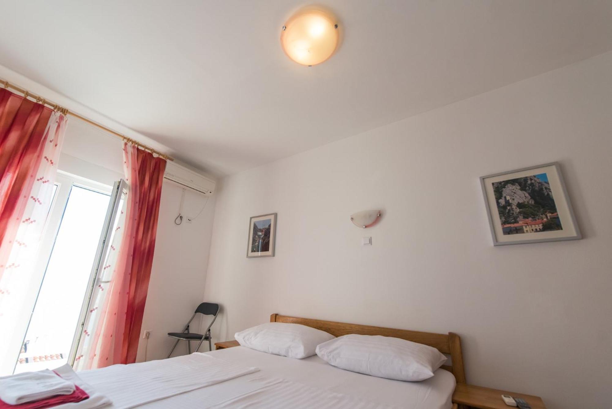 Bed And Breakfast Pero 3 Min Walk To The Beach Локва Рогозница Екстериор снимка