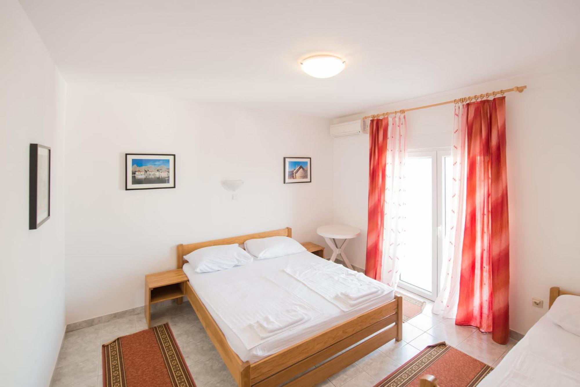 Bed And Breakfast Pero 3 Min Walk To The Beach Локва Рогозница Екстериор снимка